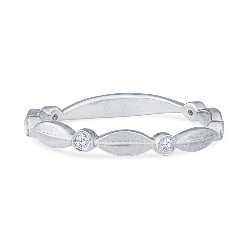 14K White Gold Fancy Leaf Design Diamond Anniversary Band