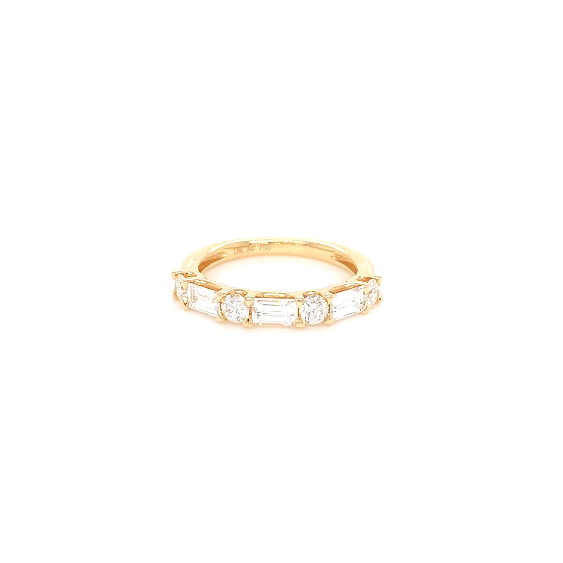 18kt Yellow Gold Round Baguette Diamond Band 0.94ct, Size 6
