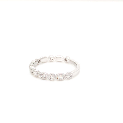 14K Unique White Gold Diamond Band | Stylish Diamond Jewelry