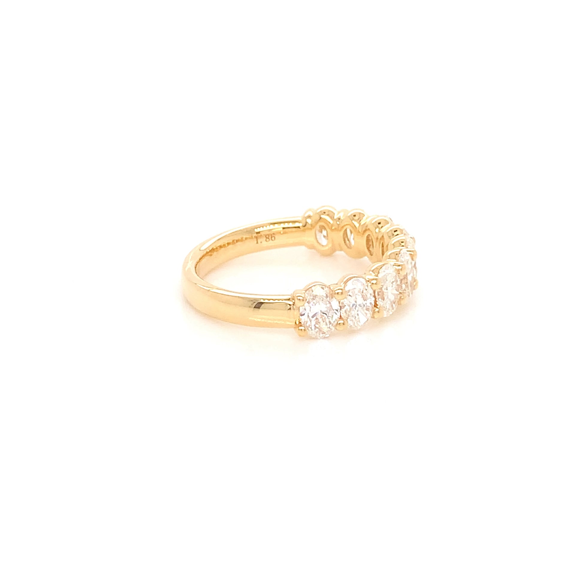 18K Oval Natural Diamond Band | Elegant Yellow Gold