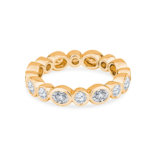 18K White Gold Mixed Stone Wedding Band with Oval and Round Diamonds