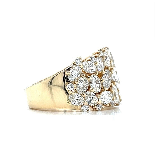 14K Yellow Gold Oval Cluster Ring with Accent Stones