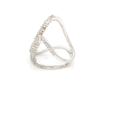 18kt White Gold Freeform Ring: Elegant 1.20ct Natural Diamonds