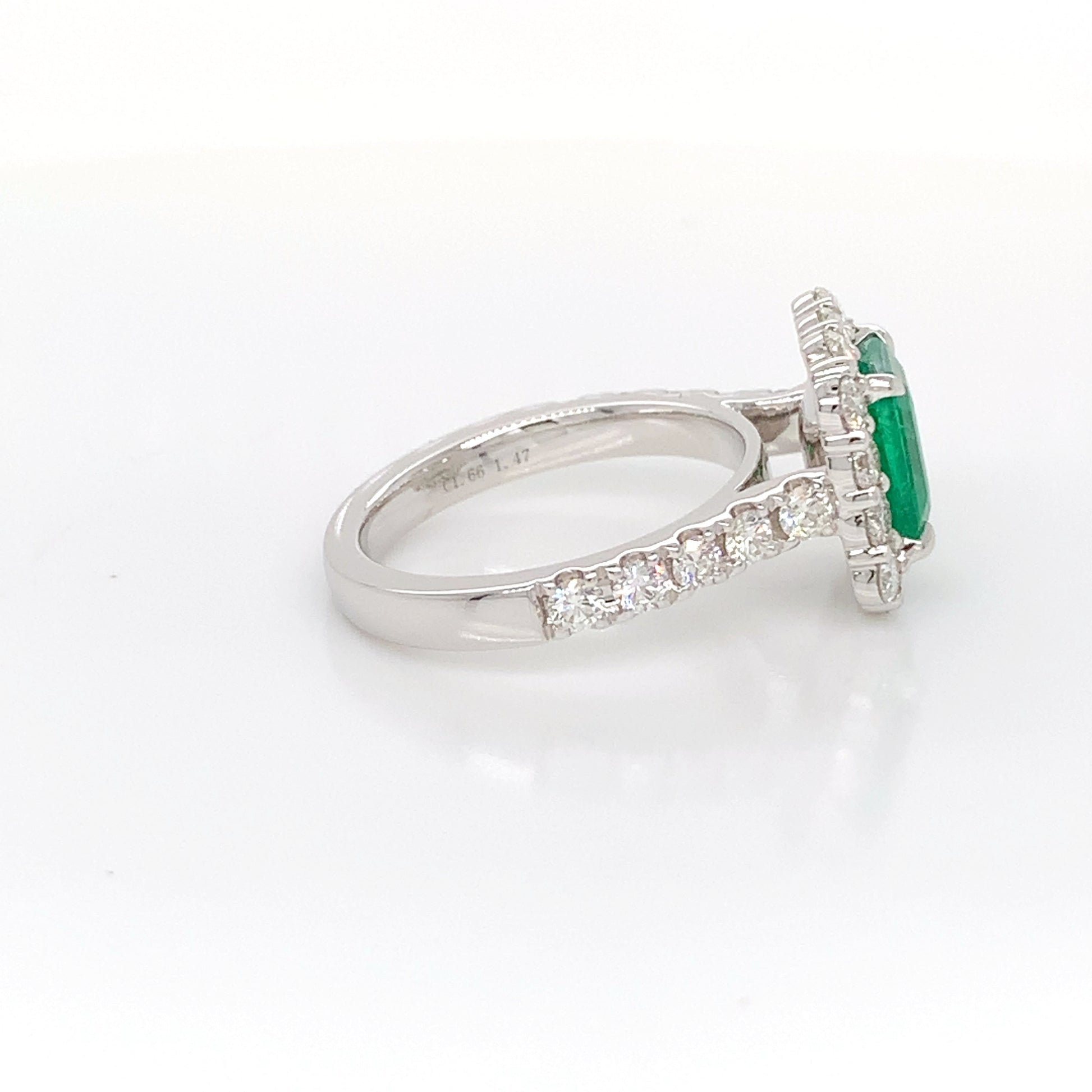 18K White Emerald Diamond Ring | Elegant 1.66 EM & Halo Design