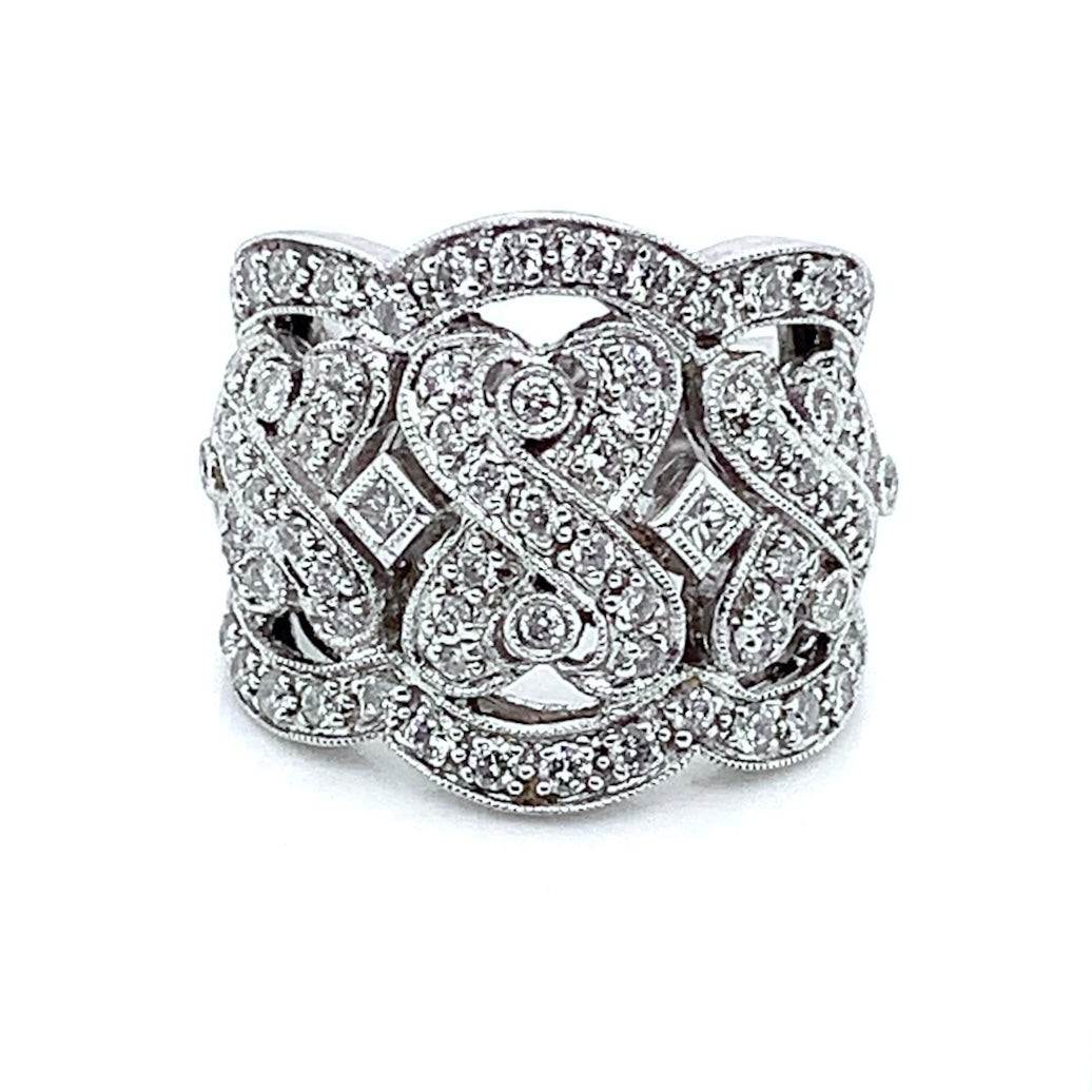 18KW Diamond Fashion Ring with Unique Figure Eight Design