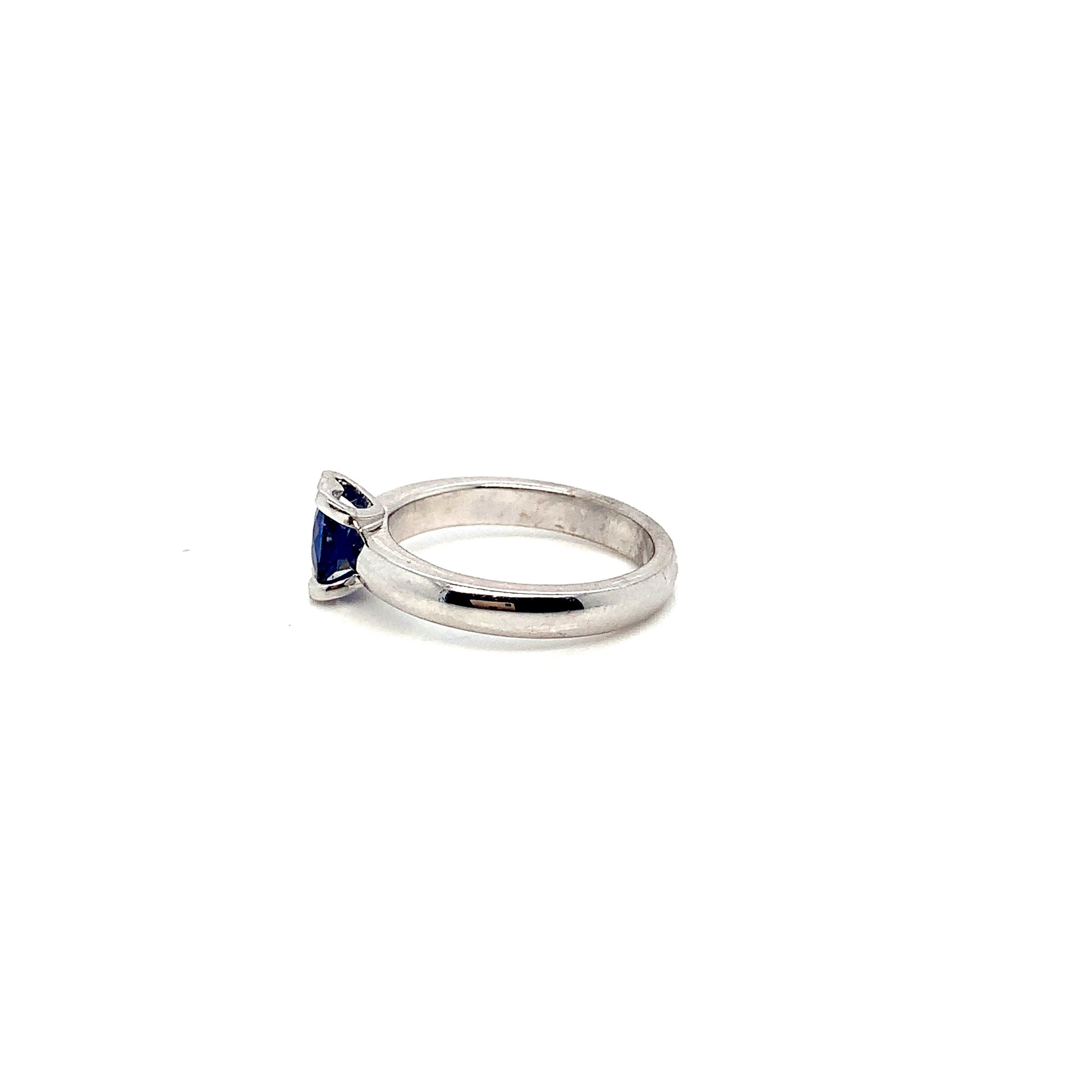 White Gold Sapphire Ring | 18K Elegant Sapphire Band