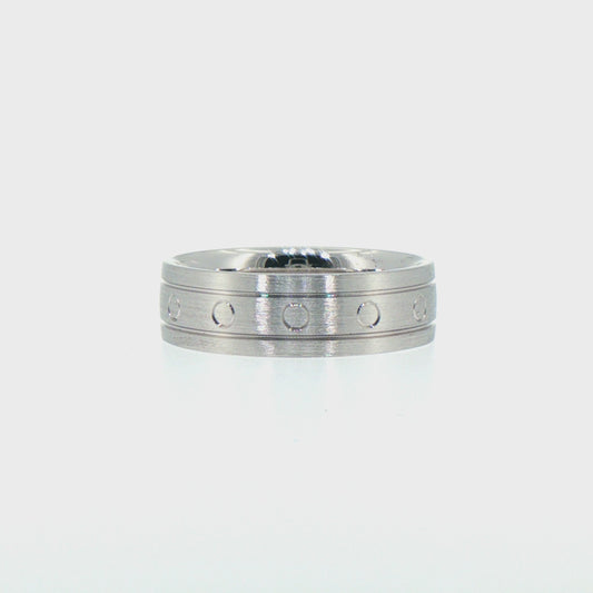 Engraved Circle Pattern 14kt White Gold Comfort Fit Wedding Band