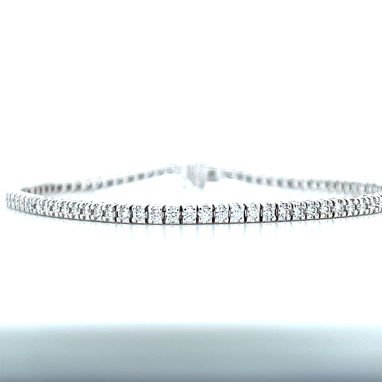 Round Diamond Thin Tennis Bracelet in 14K White Gold